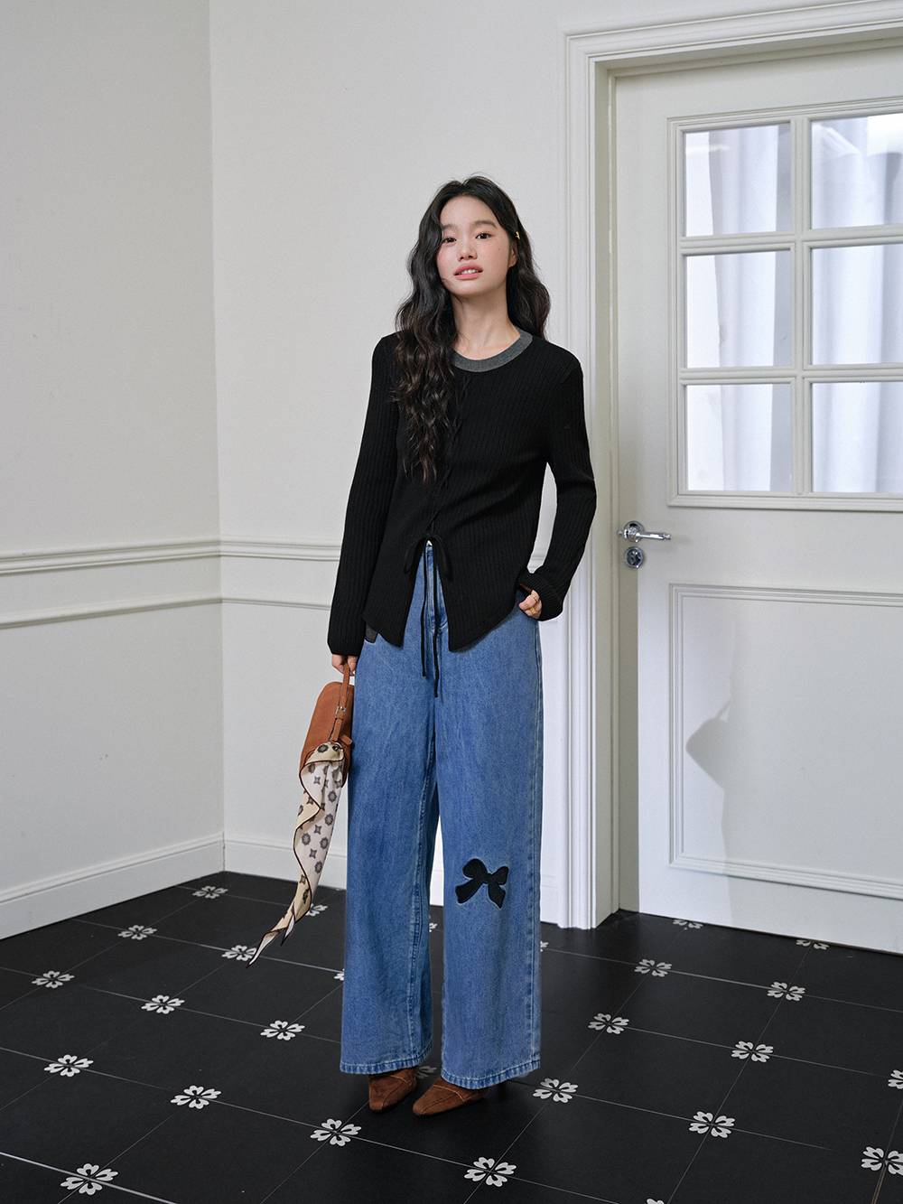 Heart Bow Embroidered Jeans