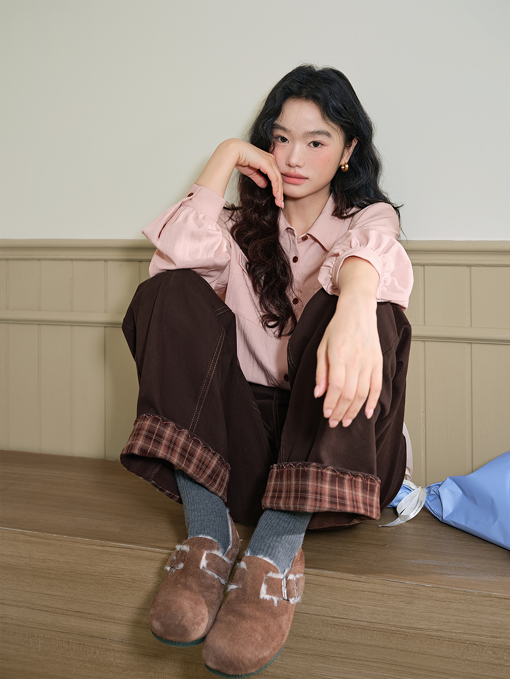 Folded Scallop Hem Jeans