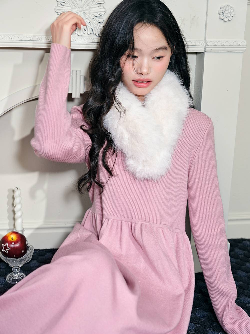 Ribbon Tie Neck Knit Dress