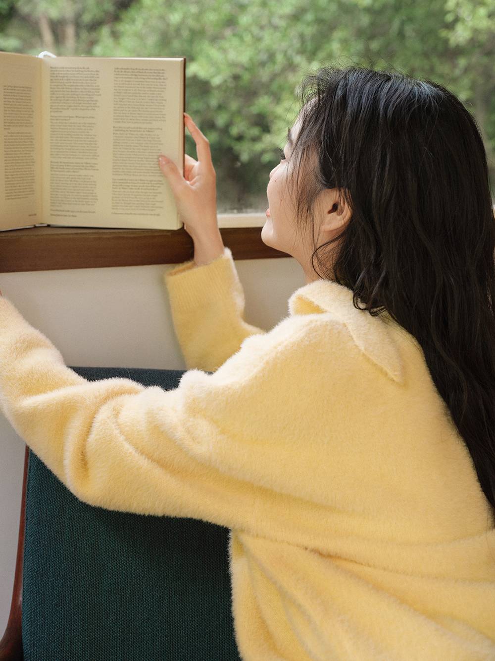 Neck Tie 3D Embroidered Sweater