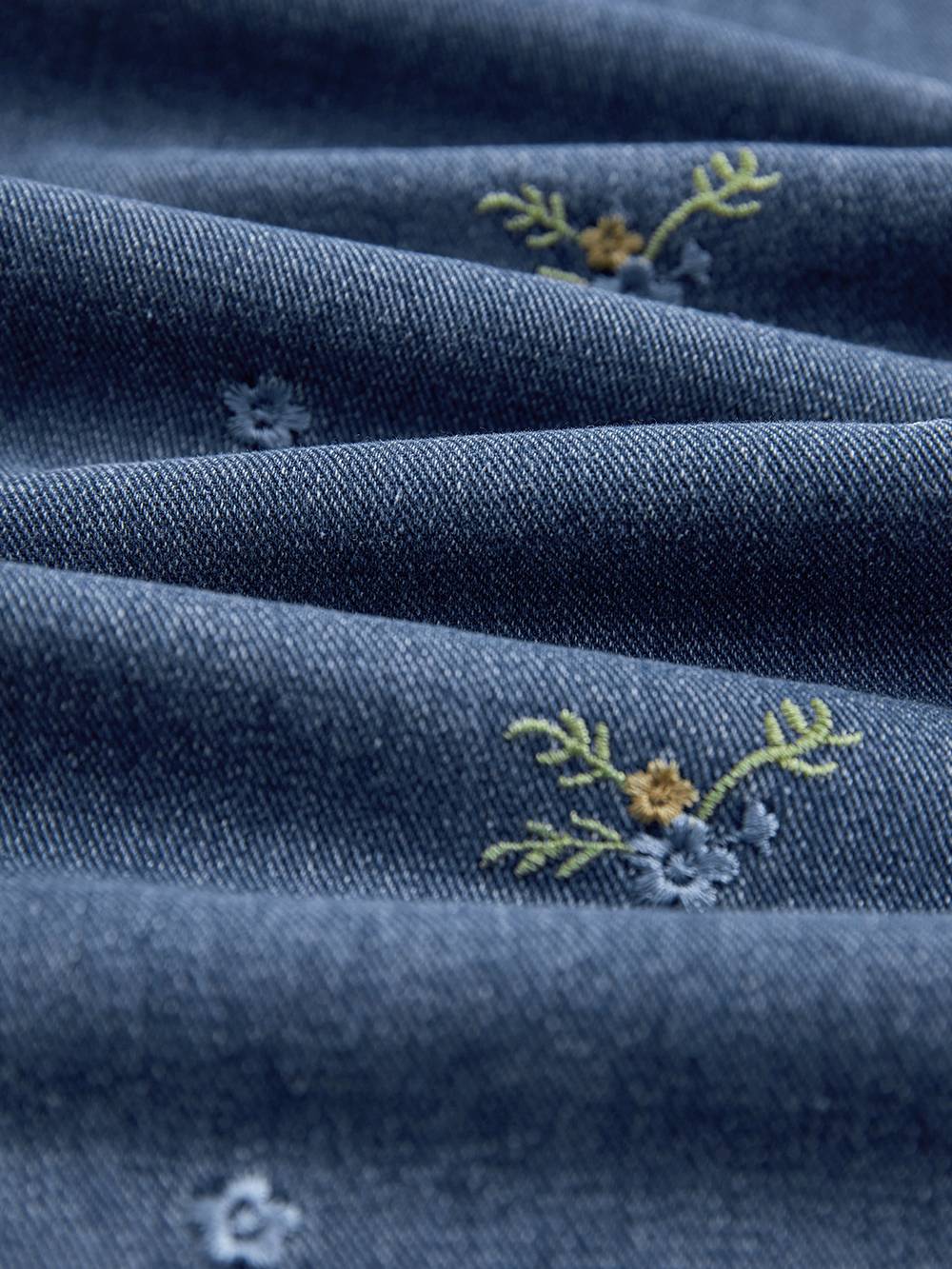 Floral Embroidered Jeans