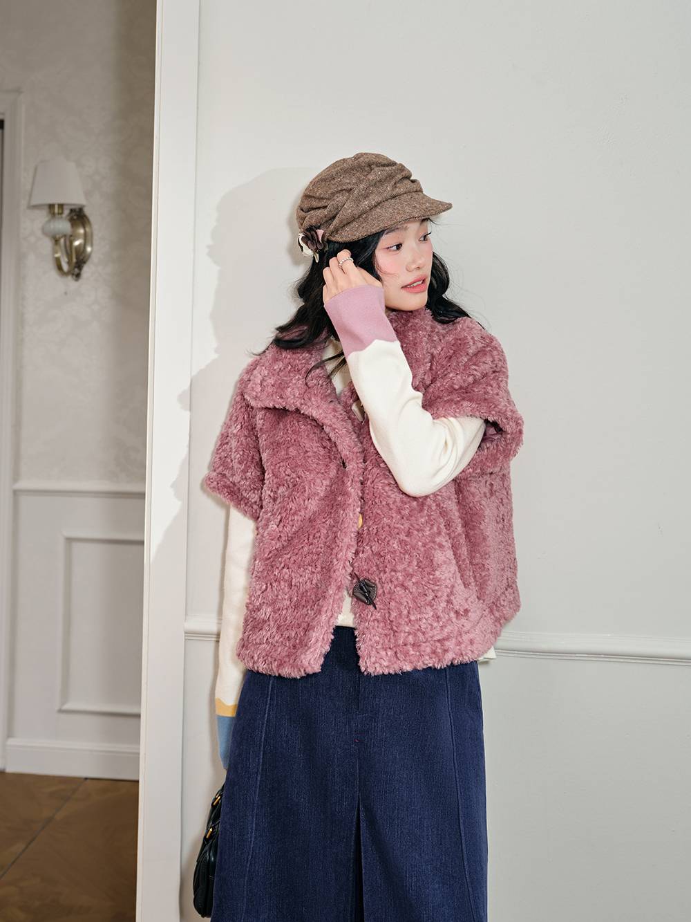 Faux Shearling Short-Sleeve Jacket