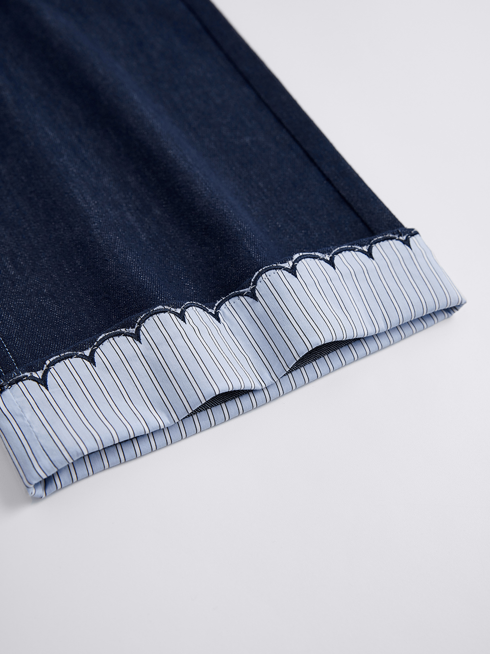 Folded Scallop Hem Jeans