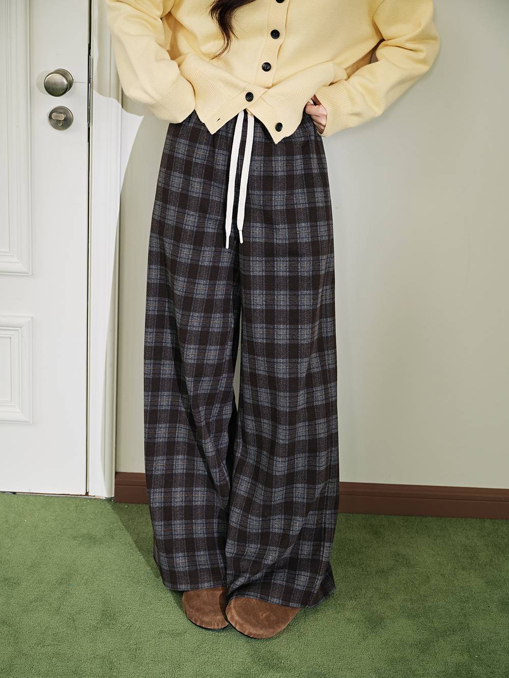 Plaid Elastic Waist Pants