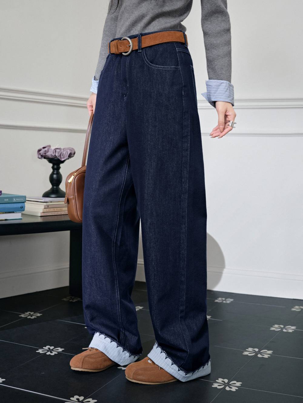 Folded Scallop Hem Jeans