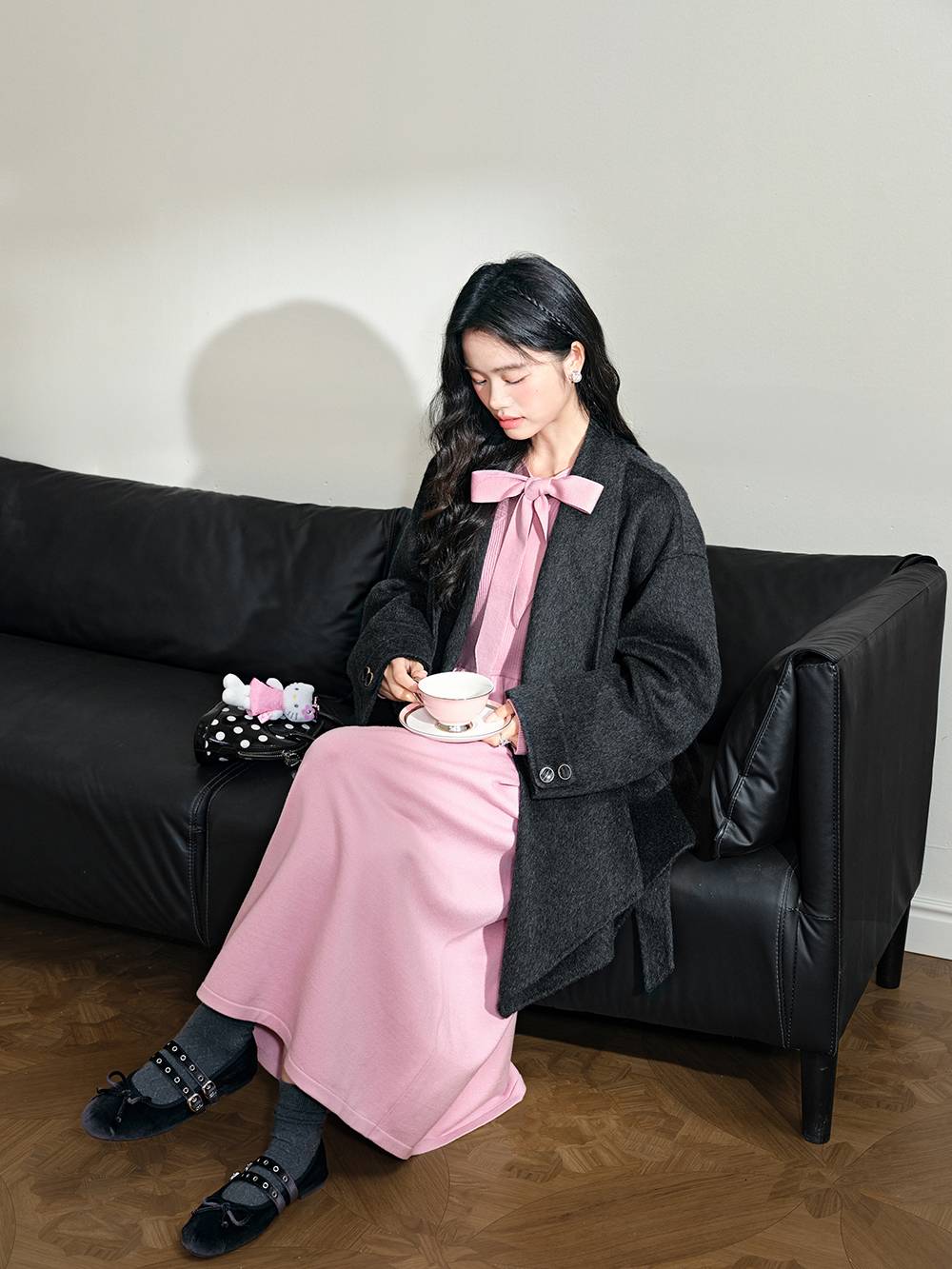 Ribbon Tie Neck Knit Dress