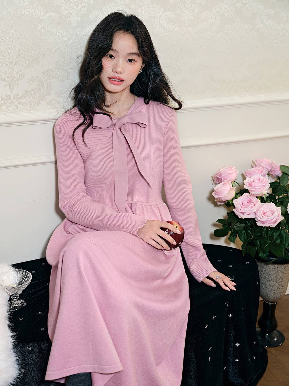 Ribbon Tie Neck Knit Dress