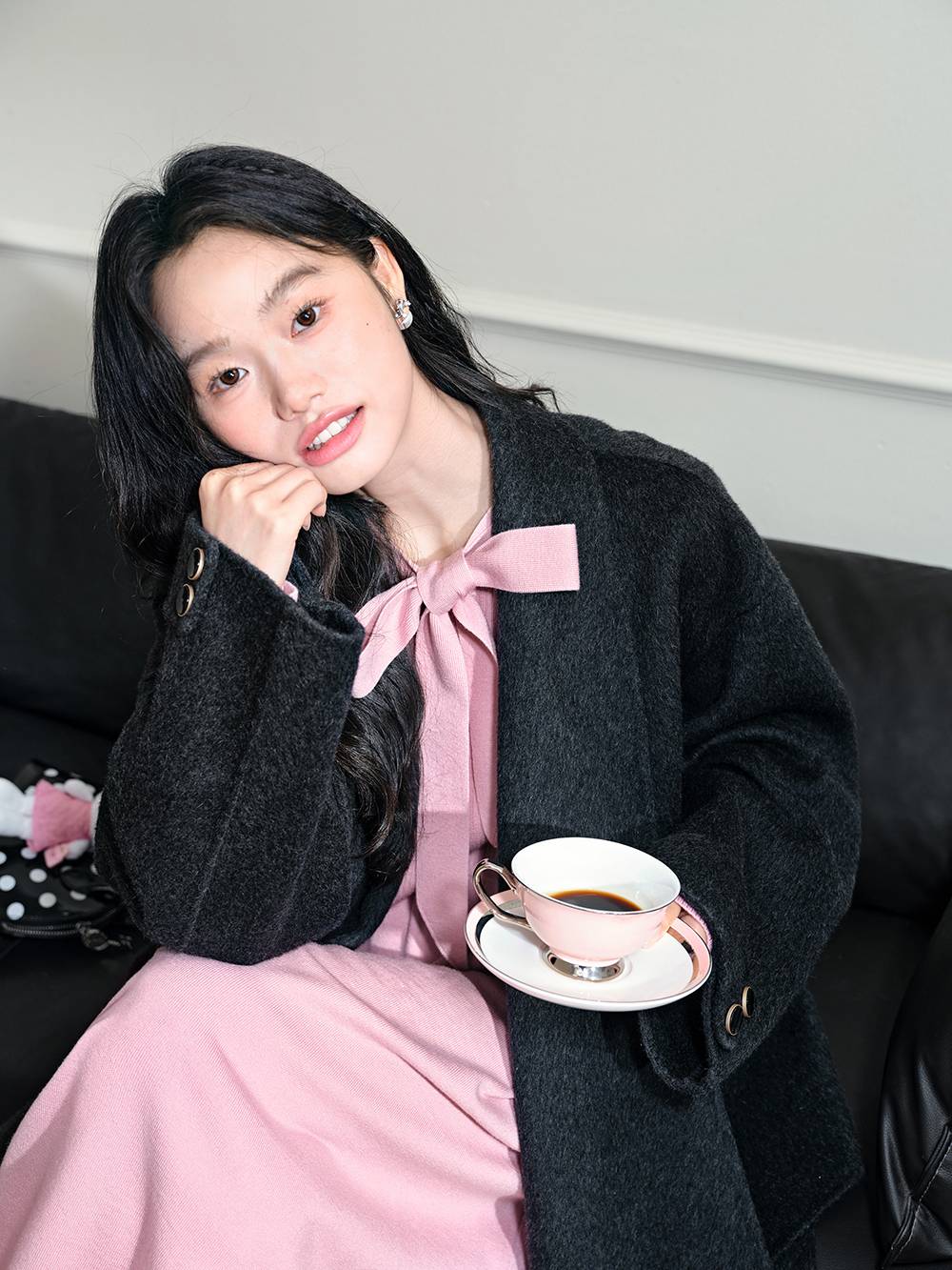 Ribbon Tie Neck Knit Dress