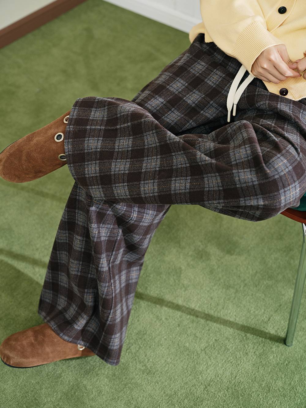 Plaid Elastic Waist Pants