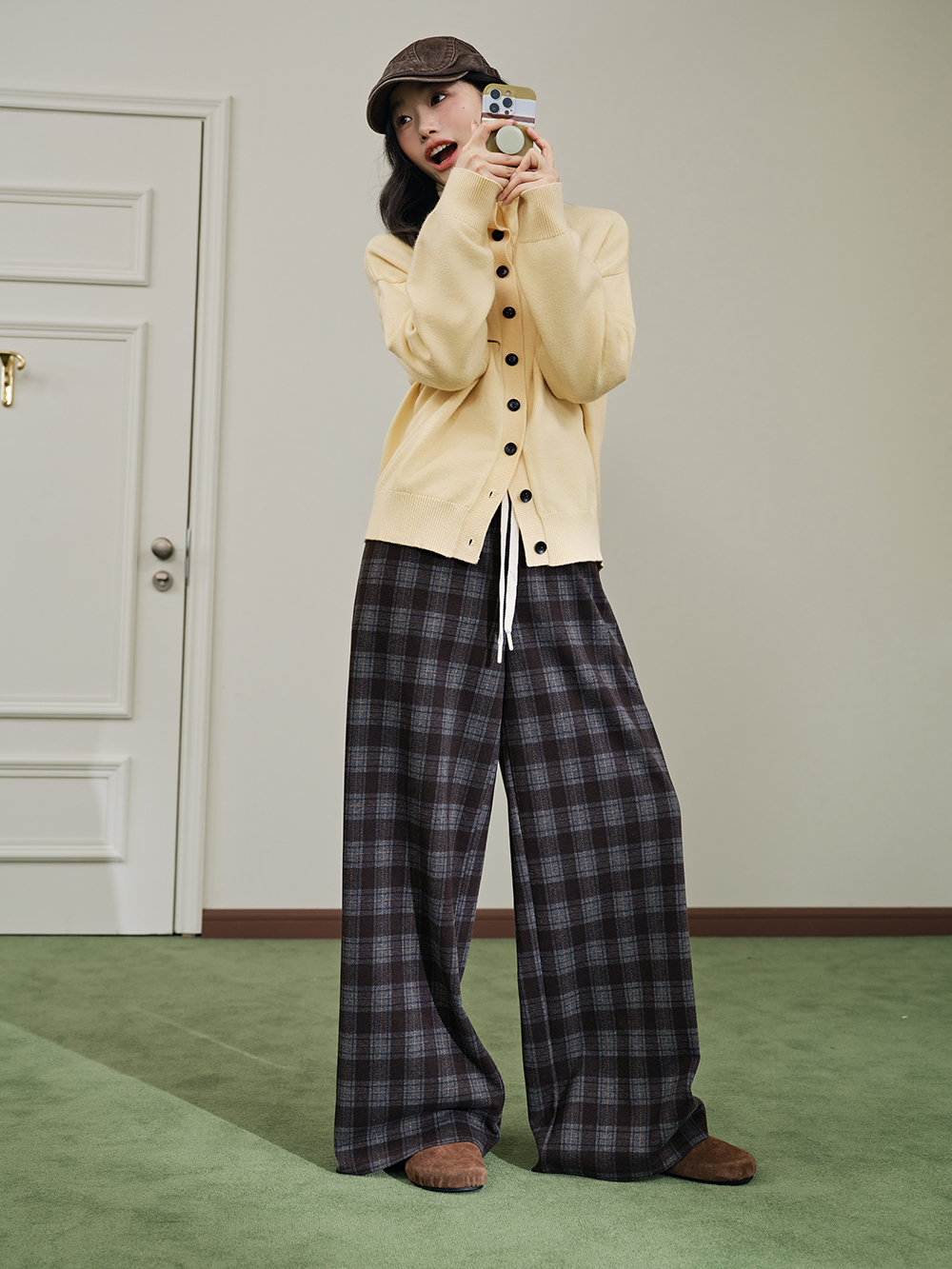 Plaid Elastic Waist Pants
